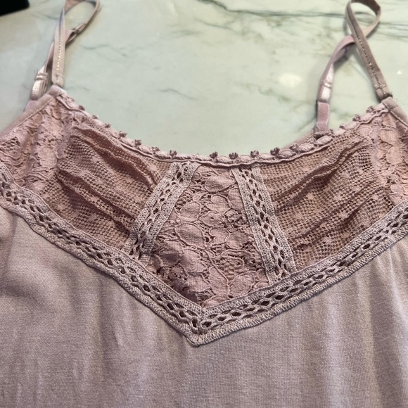 American Eagle Tank Top color blush pink size S/P lace top and bottom pre loved - Picture 2 of 5